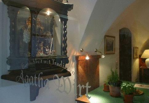 Landhotel Agathawirt バート・ゴイーザーン エクステリア 写真